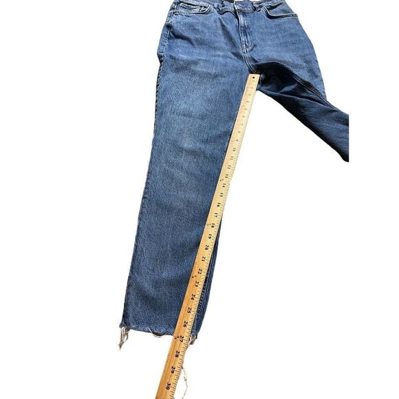 ASOS Design Raw Hem Mom Jean 30 - Picture 5 of 9